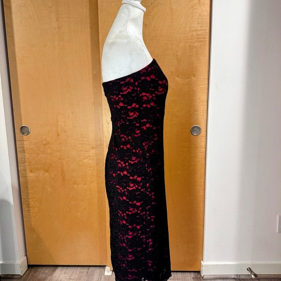 Express Black and Pink Bodycon Strapless Knee-Length Cocktail Dress - Picture 5 of 7